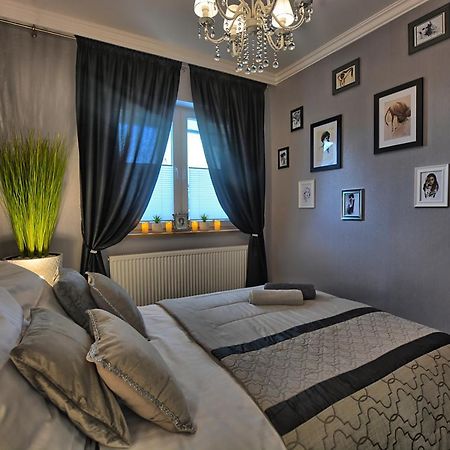 Apartament Diamentowy Леско Екстериор снимка
